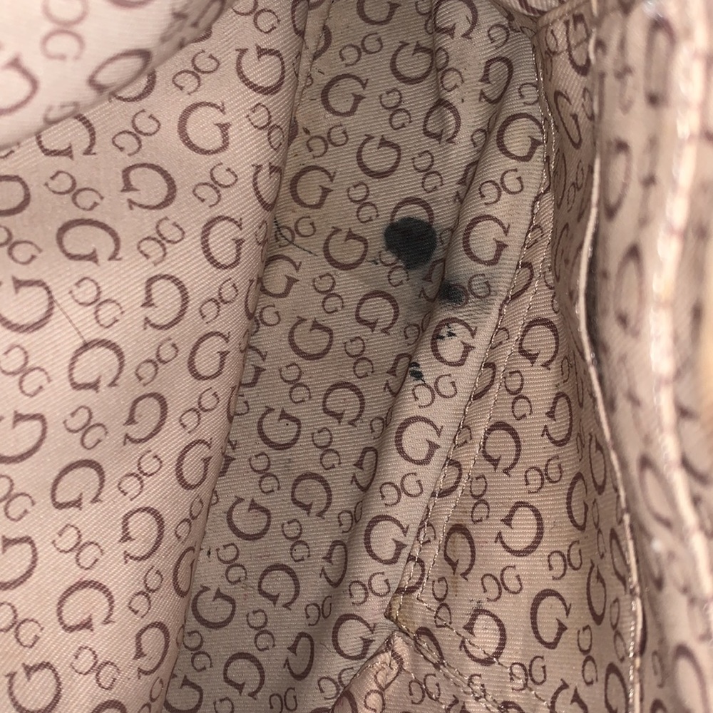 BLACK GUESS PURSE (women’s) - Picture 4 of 4